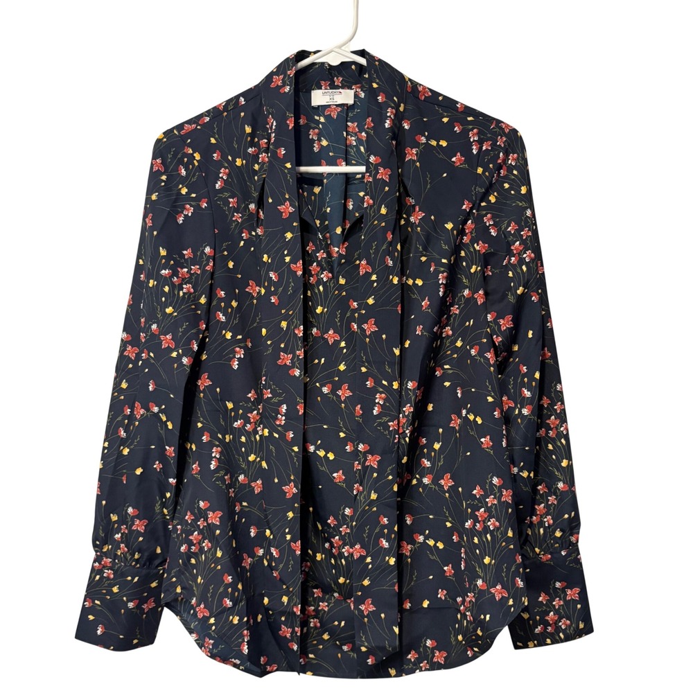 UNTUCKit Lynn Blouse Women XS Navy Floral Tie Neck Long Sleeve 40723 No Wrinkle